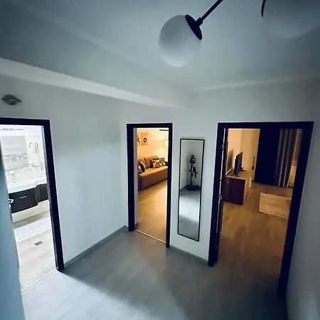 Natymar Apartment Adjud Exterior photo